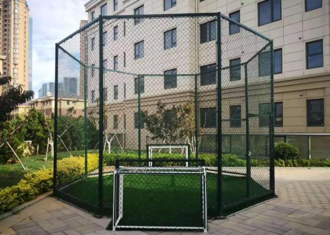 各地正在建设的专业足球场,大连市新足球场地图