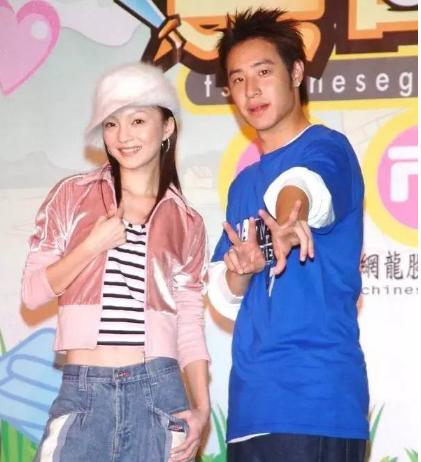 多情的潘玮柏:辜负张韶涵,亲吻selina,自爆交往“八国女友”