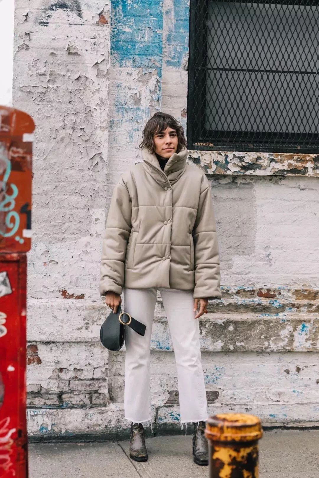 40-50岁洋气羽绒服裤子,冬天流行这样的羽绒服温暖又时髦