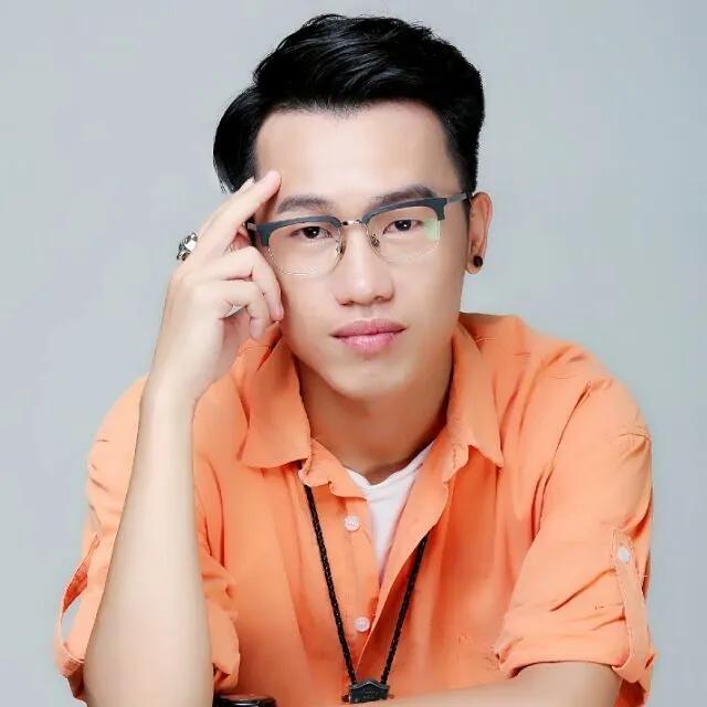 160平现代简约轻奢风格,160平方现代轻奢风