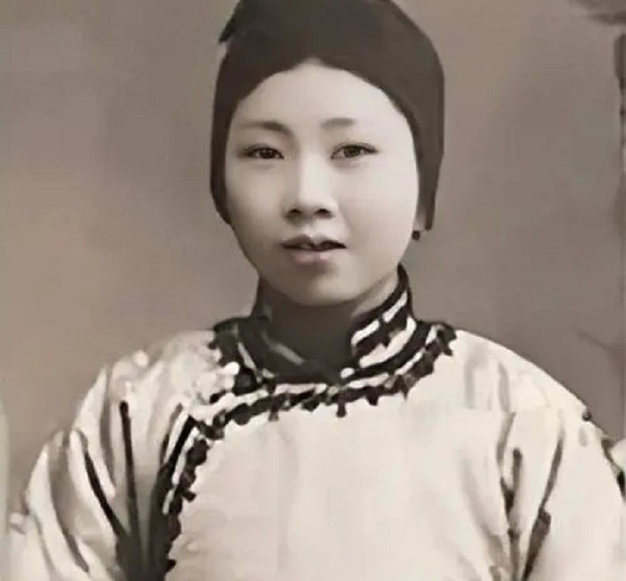 钱学森的父亲钱均夫有几个兄弟,钱学森与父亲钱均夫照片