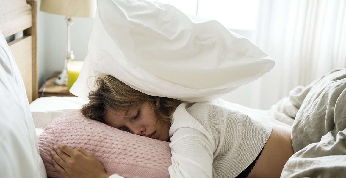 马思纯录制现场焦虑发作,马思纯吃药控制情绪视频