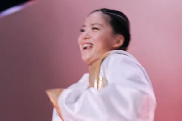 黄龄节目失误视频,黄龄上节目失误