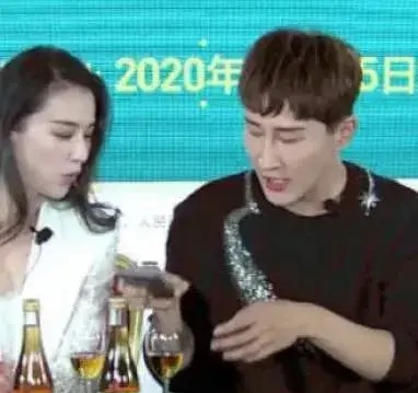 黄圣依回应翻车现场,黄圣依耍大牌被网友骂