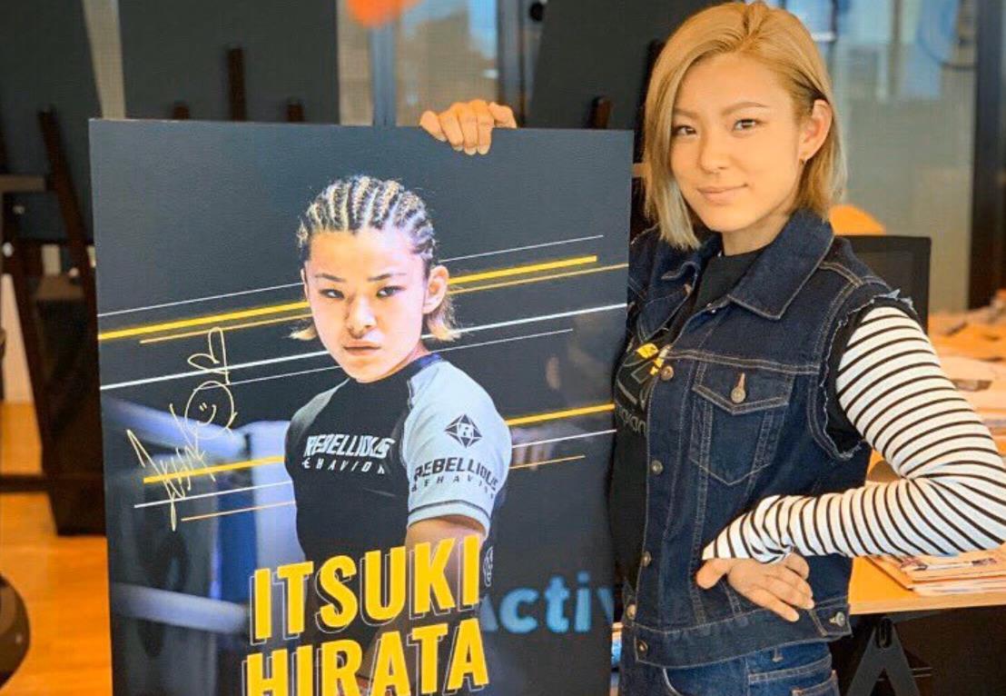 明明可以靠脸吃饭，却偏要靠实力？盘点ONE冠军赛的美女拳手。