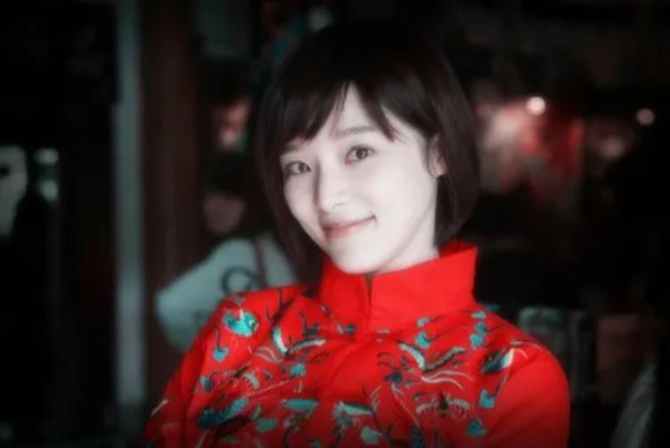 央视主持胡蝶父母从事什么工作,央视主播胡蝶出生日