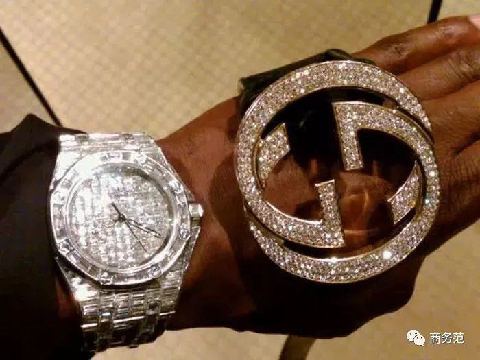 施华洛世奇镶钻表盘,表盘带钻施华洛世奇
