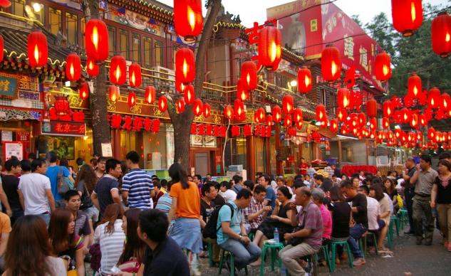 国内5条美食街全吃过才算吃货,吃货视频大全深夜美食街