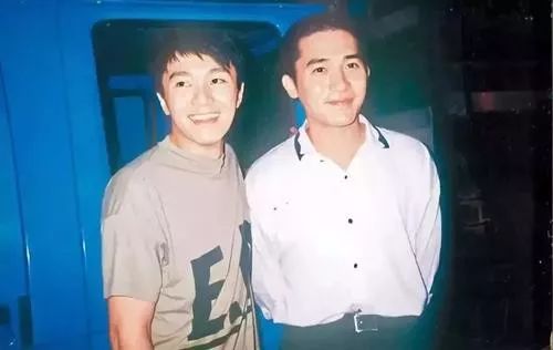 贪财没情商的周星驰不被人理解，是因为没有人经历过他的“苦难”