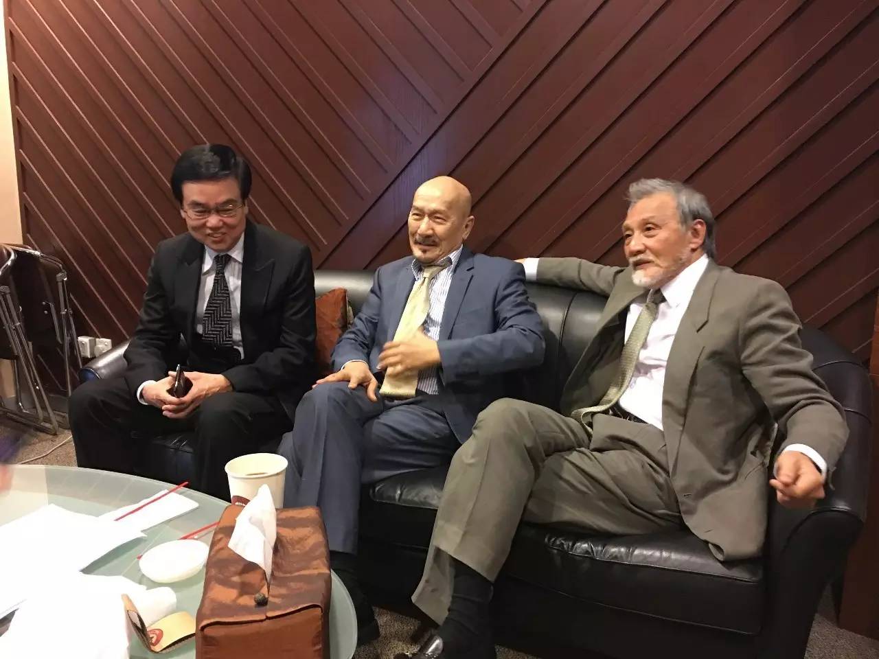 鐭冲ぉ涓庡懆娑﹀彂缁忓吀鐗囨绮よ,鐭冲ぉ涓庡懆娑﹀彂缁忓吀鐗囨