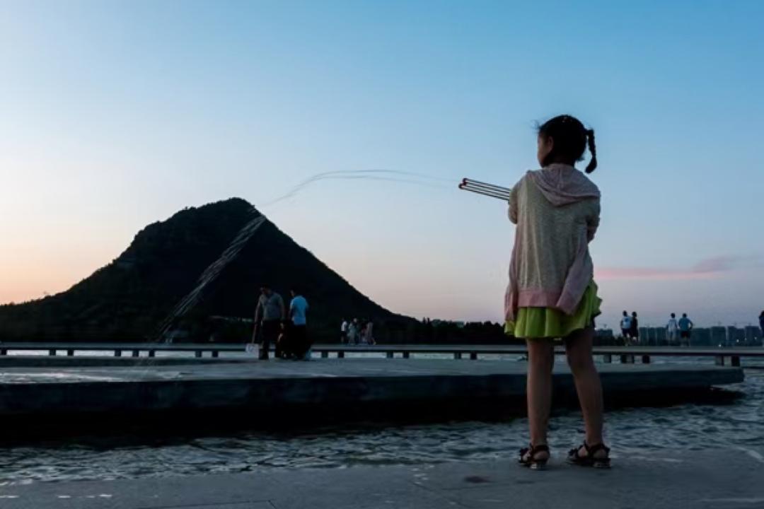 齐烟九点济南店,齐烟九点鹊华烟雨