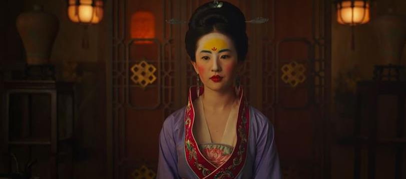 花木兰被暴揍得很惨,花木兰被针对视频