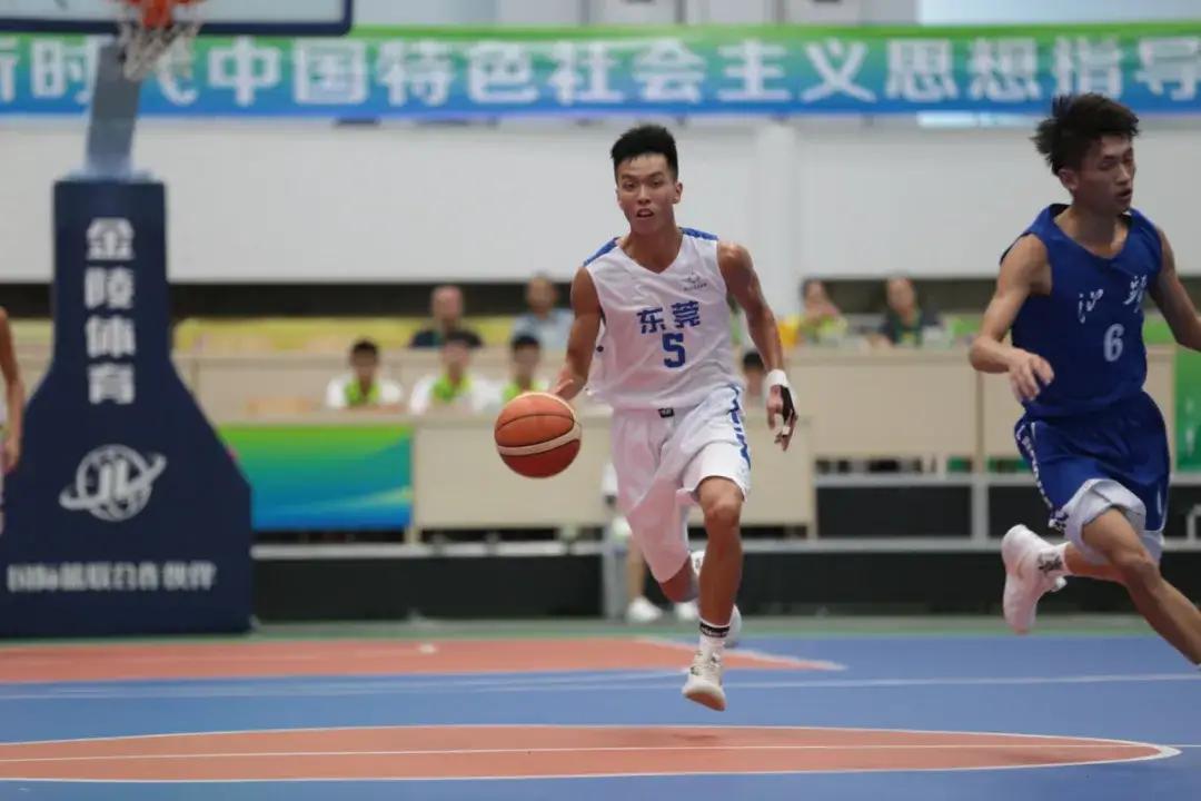 广东队最新消息朱芳雨,朱芳雨11分7板