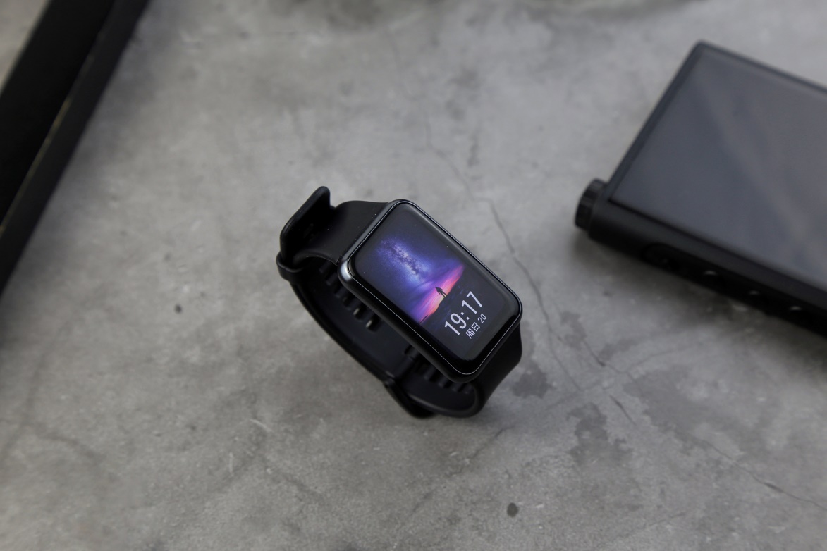 华为watchfit与华为手环6的区别,华为手表watchfit和new的区别