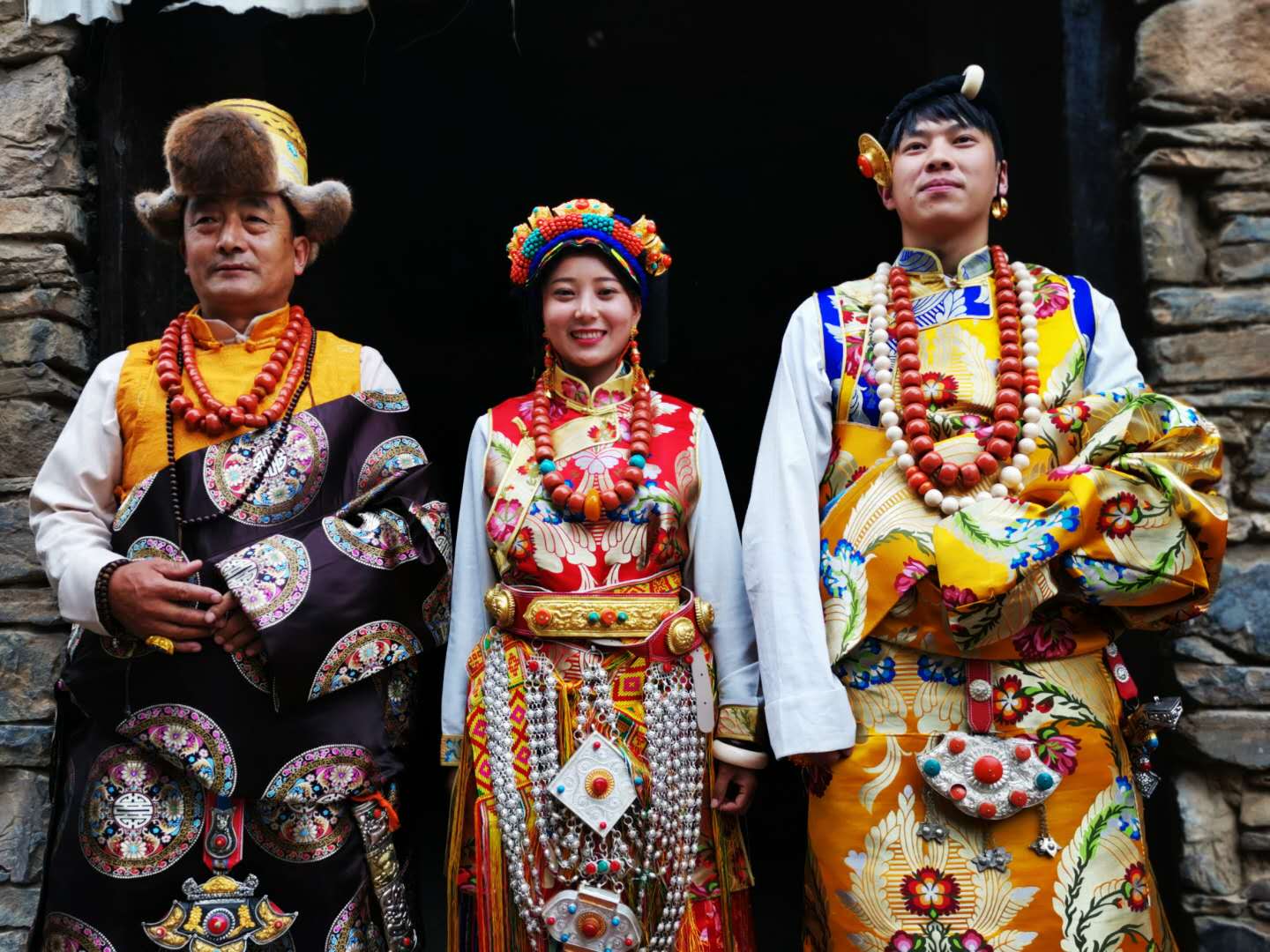 马尔康大藏寺旅游视频,四川马尔康景区