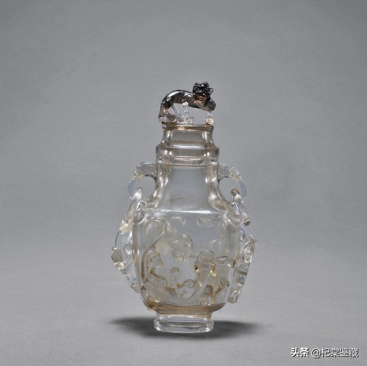 案上香烟铺贝叶,案上烟云