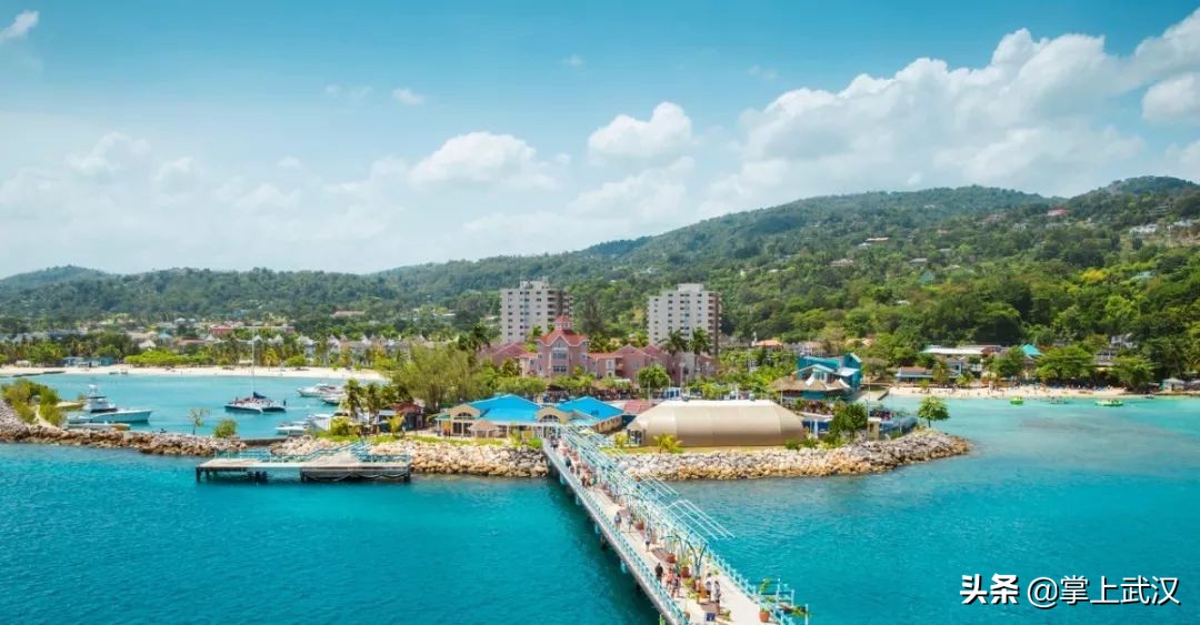 武汉出国旅游团免签,中国免签6国第一批来华的游客