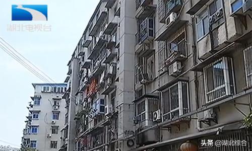 男子偷电6万度只为“挖”*币特比**，80台专业“挖矿”机24小时运转