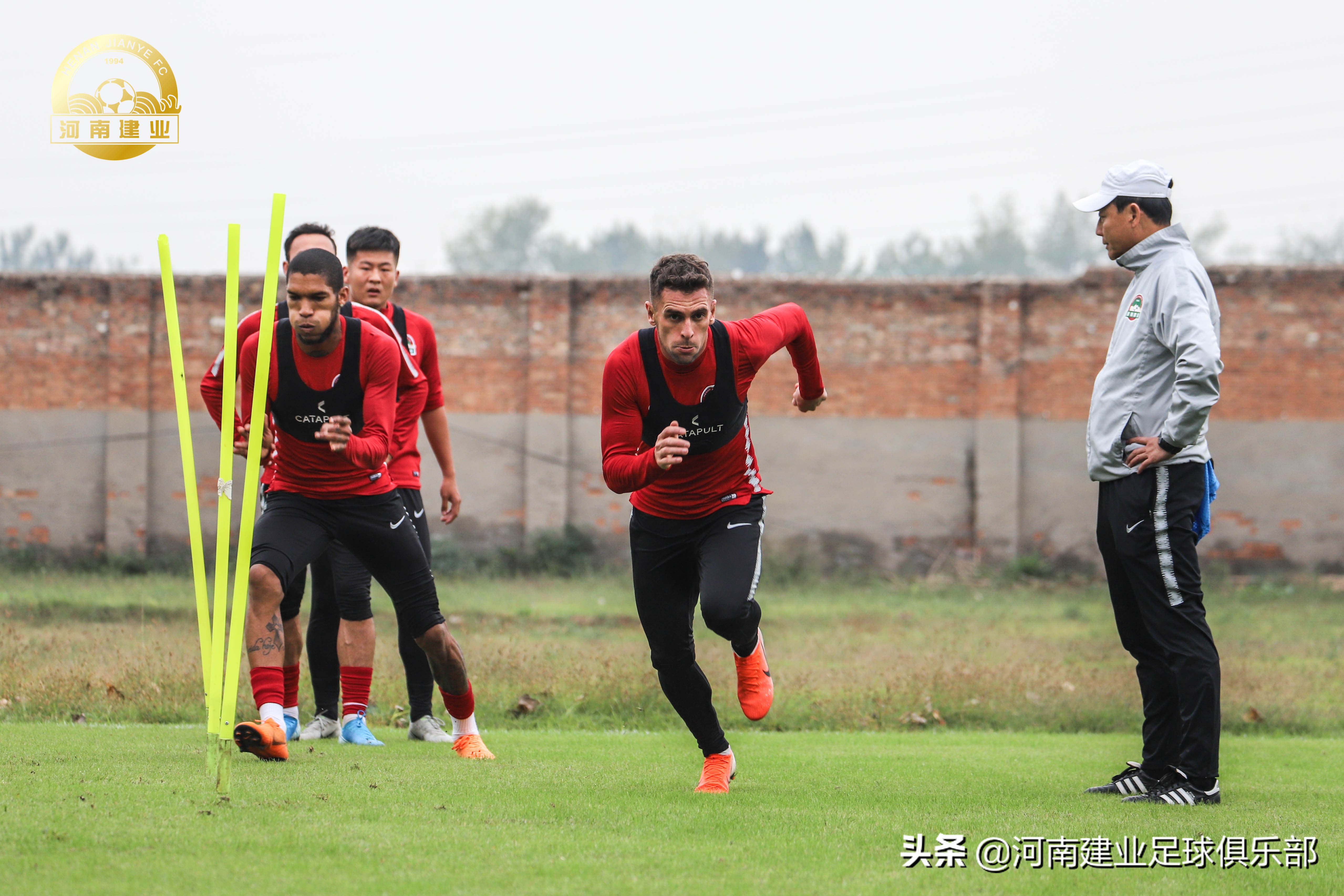 河南建业队新赛季主场,河南建业队直播