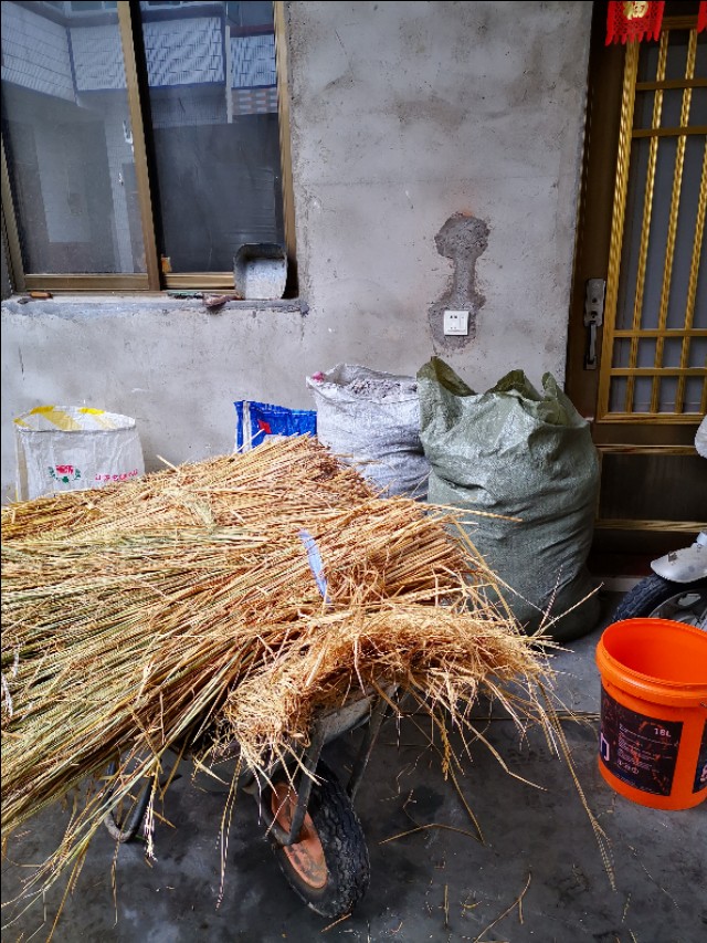 卤水豆腐和石膏豆腐的区别视频,卤水豆腐的卤水是什么