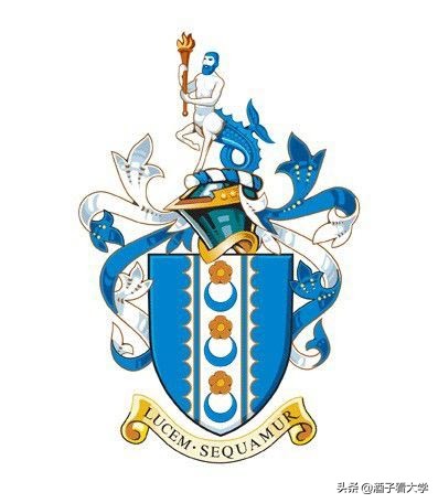 坐落在海军基地、曾策划过诺曼底登陆战之地的大学！