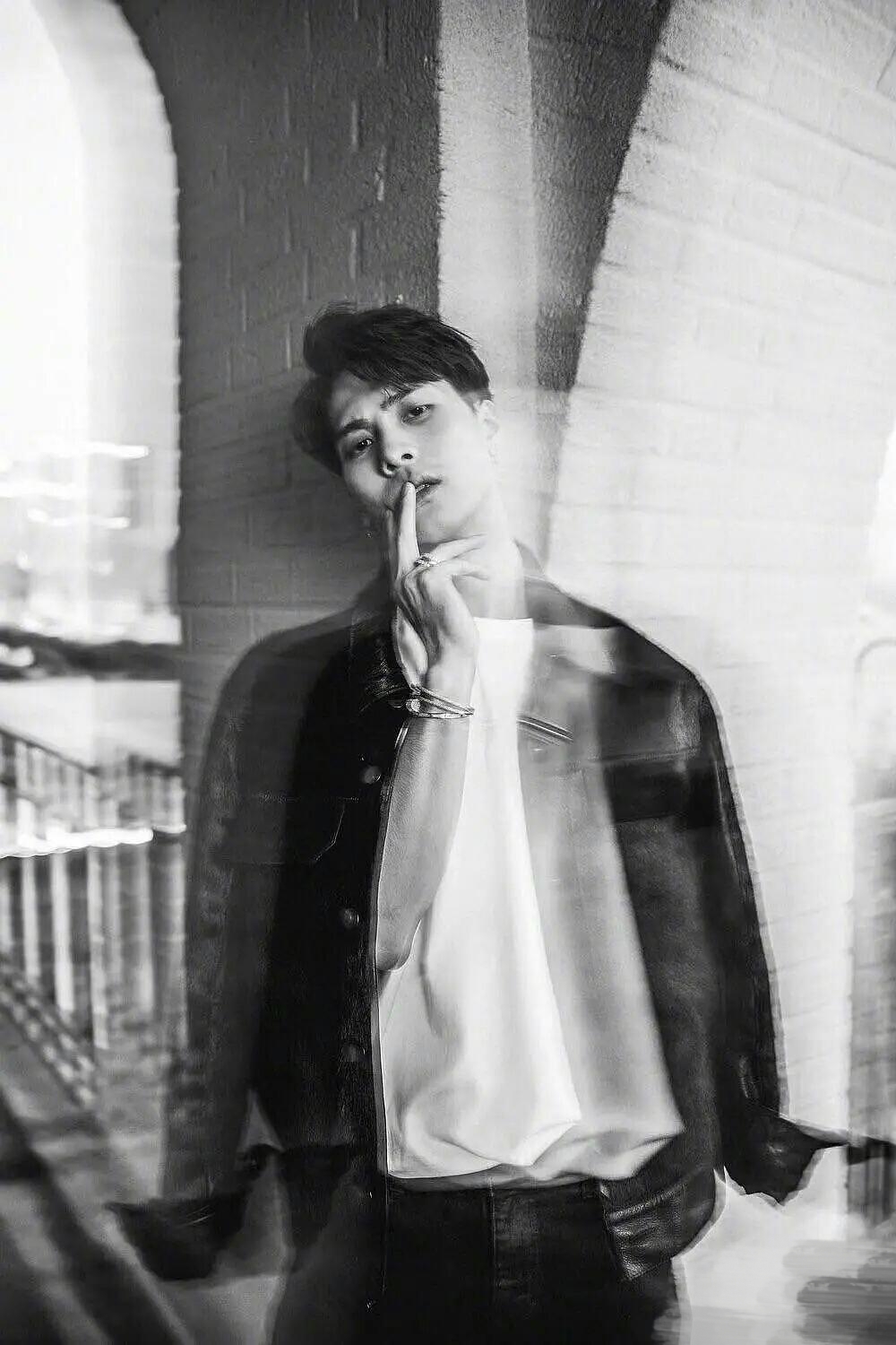 王嘉尔2016,王嘉尔2017时尚先生