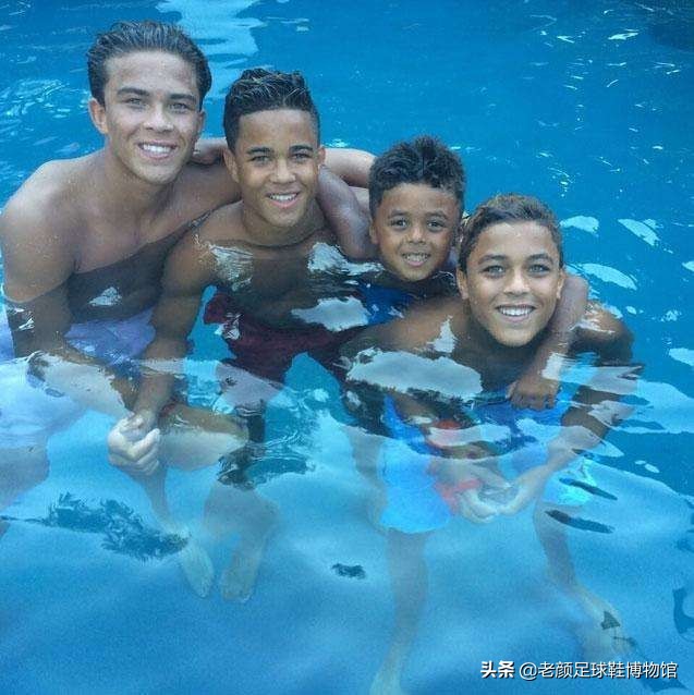 踢翻米兰王朝的贾府少年，身背“杀人犯、强奸犯”恶名的荷兰锋霸