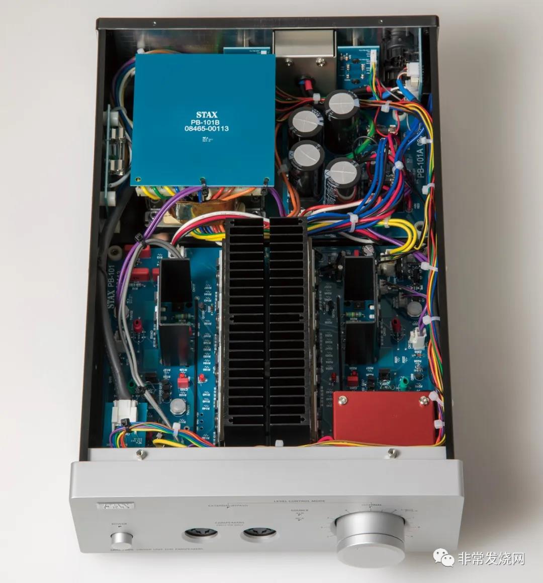 聆听60年的功力-日本STAXSR-009S、SRM-700T、SRM-700S耳机组合