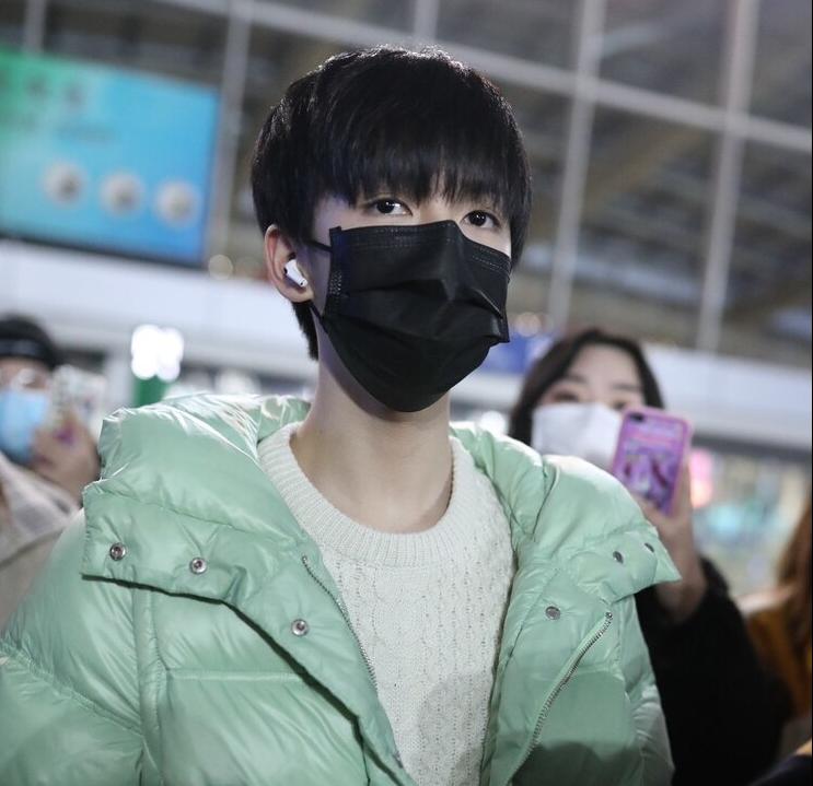 栗子头发型男2020流行发型教程,栗子头发型最流行