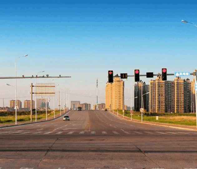 同样是红灯右转为什么有人扣12分,红灯时右转扣6分你中招了吗