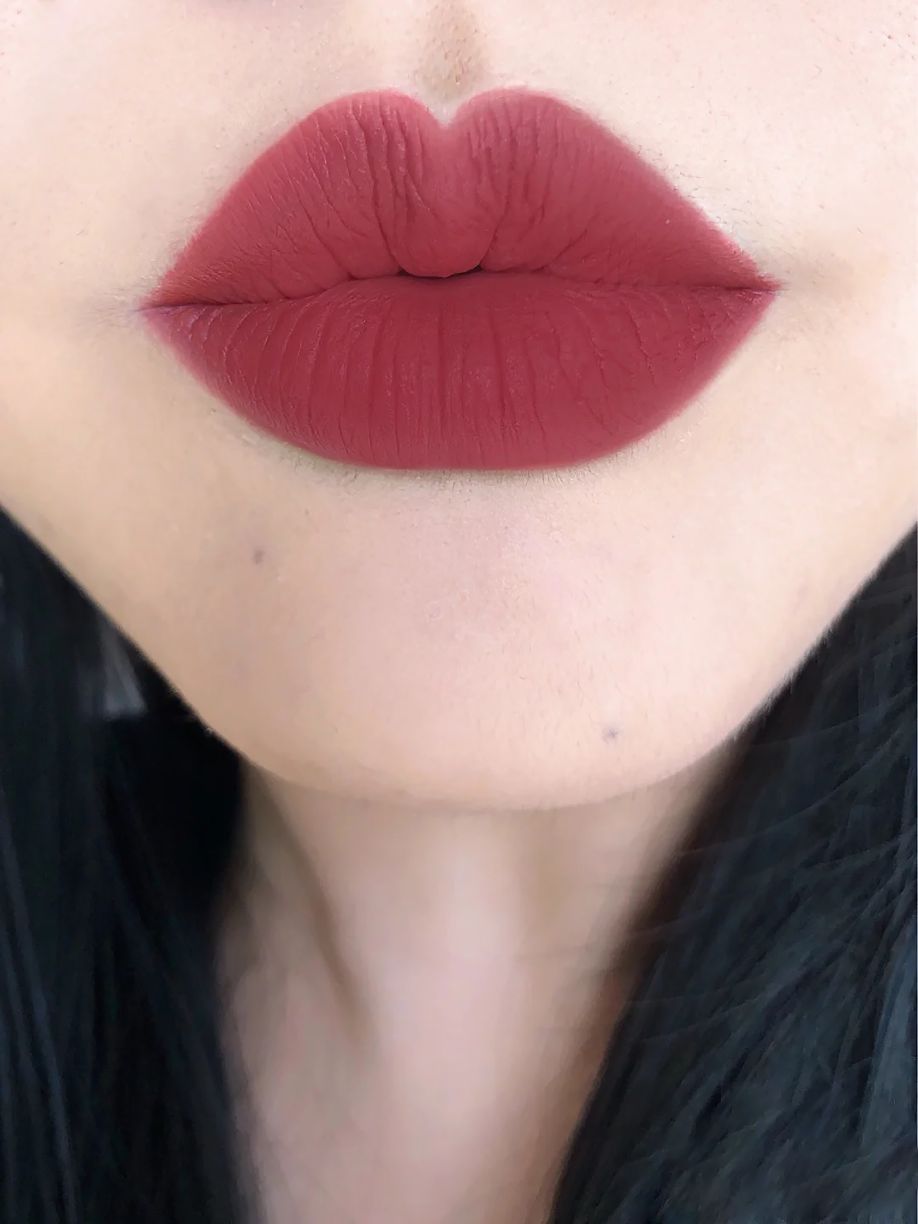 dior豆沙棕丝绒720口红试色,ysl302小黑条豆沙色和迪奥720