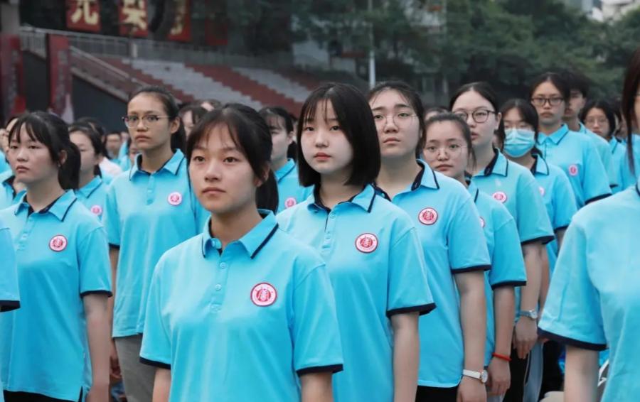 最有水平的中学校服,全国排名前十的校服