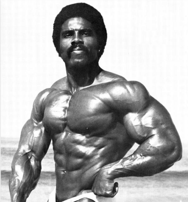 罗比罗宾逊加拿大职业球员,罗比罗宾逊炮轰阿诺德赛冠军