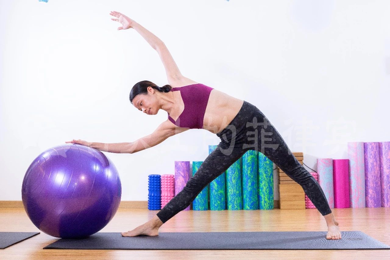 小姐姐把成都知名瑜伽连锁品牌带到菲律宾，开业1年多，生意火爆