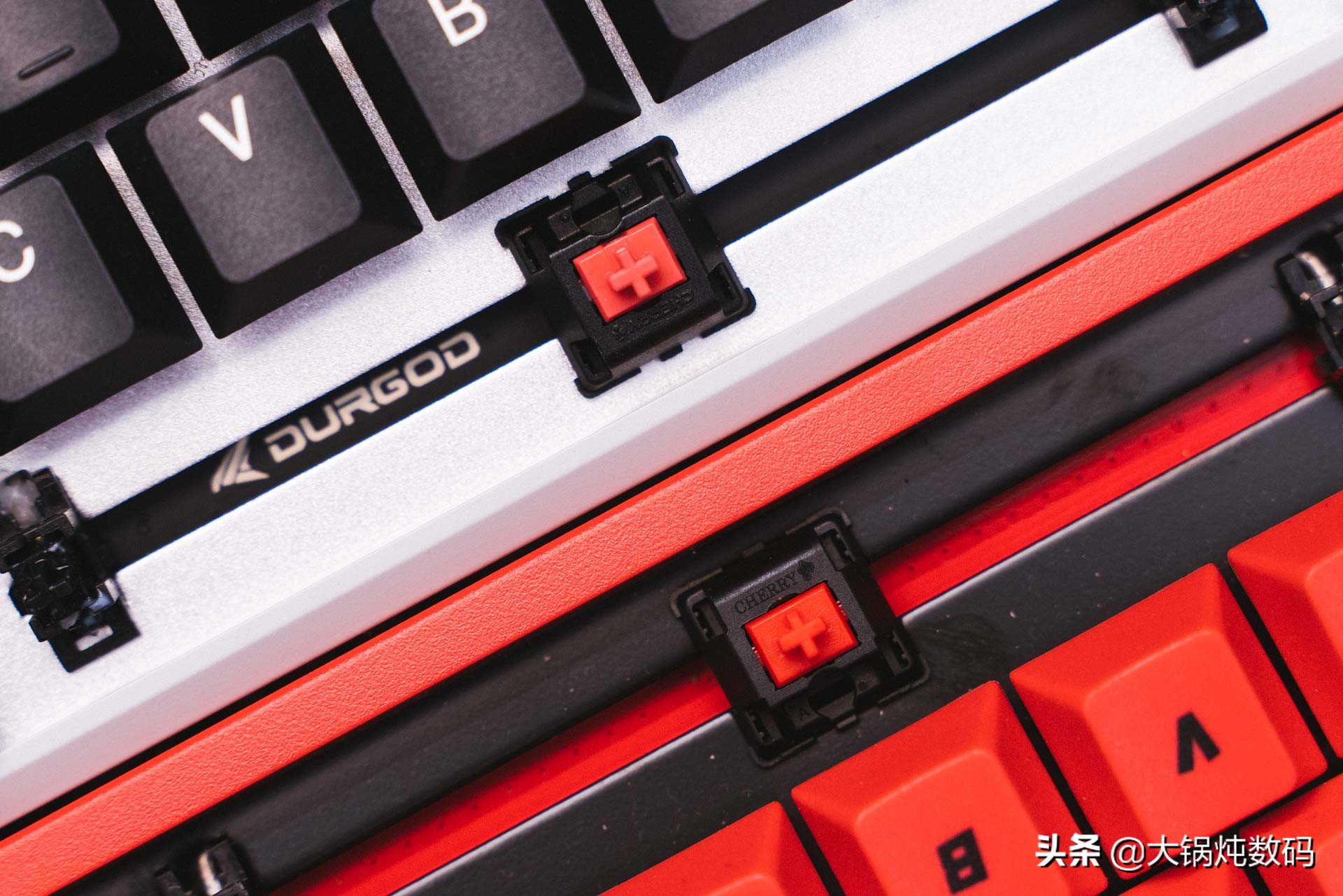 杜伽fusion键盘红轴,杜伽fusion键盘好用吗