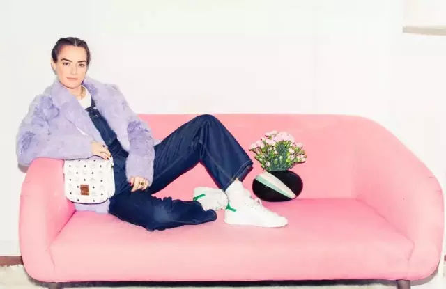 mcm背包哪款实用,mcm背包红色布艺