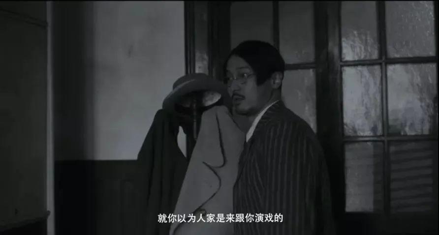 国产电影大男主没市场了？看完他演的“变态”，三场戏就征服全场