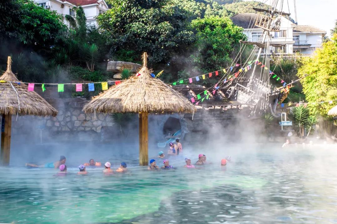 泡温泉到什么地方去,大理去哪里泡温泉最好