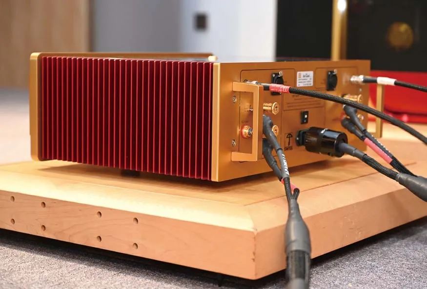 领峰·声越美声色俱佳的Acapella与darTZeel