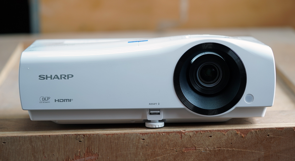 夏普xv-qz433a投影机评测,夏普xv-qz433a4k投影机