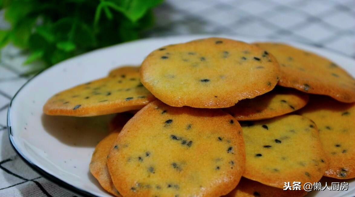 宝宝吃的小饼干怎么做才酥脆,小孩子怎么自己做饼干不需要烘烤