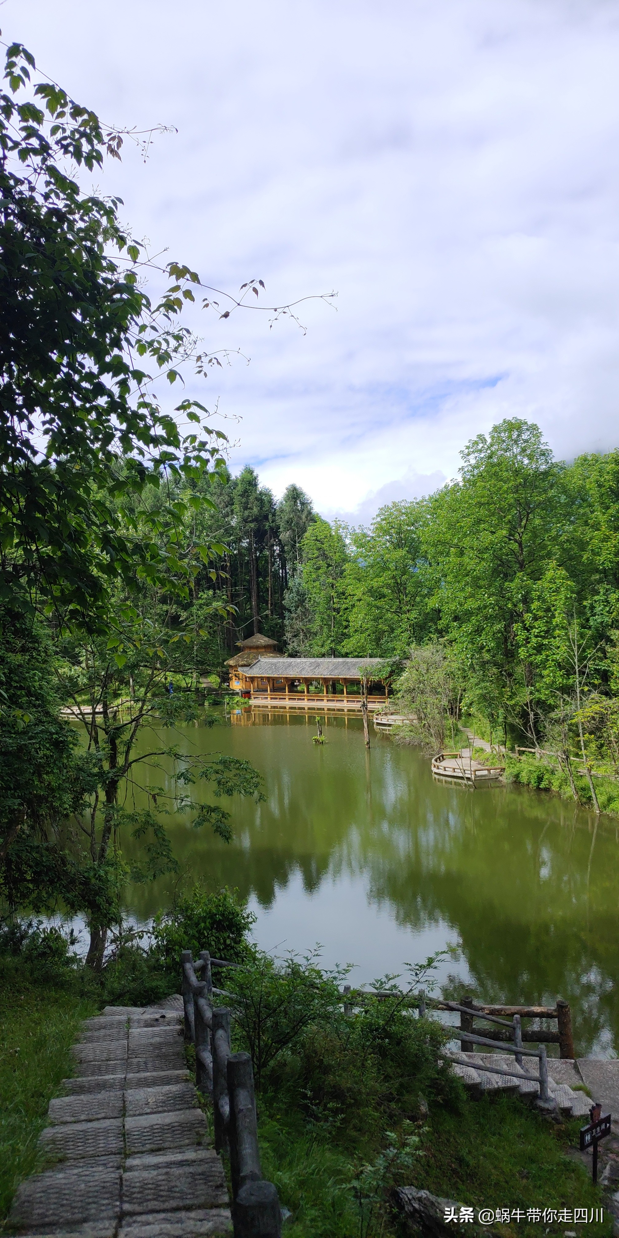 一家三口重庆到拉萨旅游攻略预算,一家三口成都去拉萨大概要多少钱