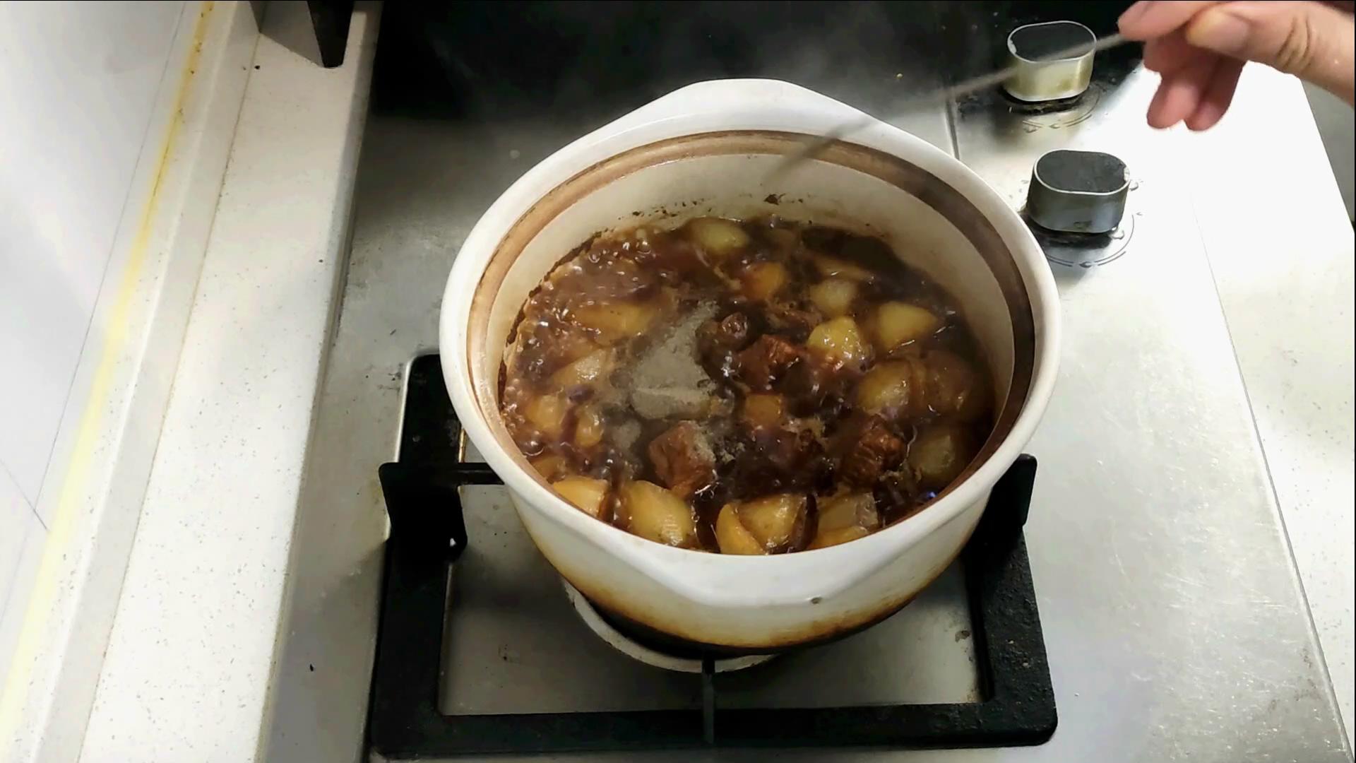 红烧牛肉特别柴怎么补救,牛肉红烧怎么容易烂