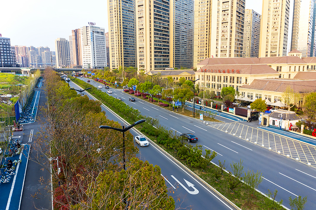 安大磬苑校区翡翠湖,安大合工大翡翠湖附近商业