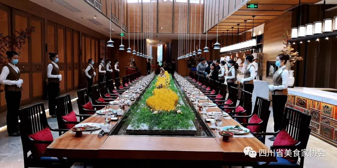 鍗楀爞宸濊彍鍘嗗彶,鍥涘窛鍗楀爞宸濊彍