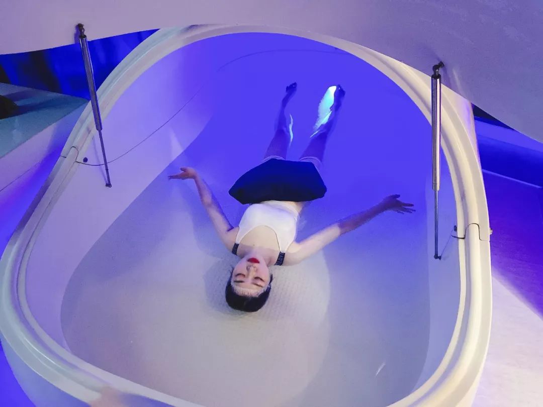 美体探店,死海盐水漂浮评测