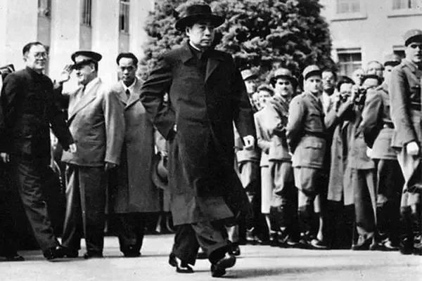 转发！今天一起缅怀“人民的好总理”周恩来