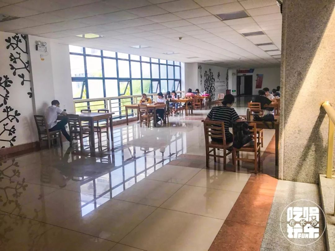 长沙民政学院是一本还是二本,湖南民政职业学院在湖南大学排名