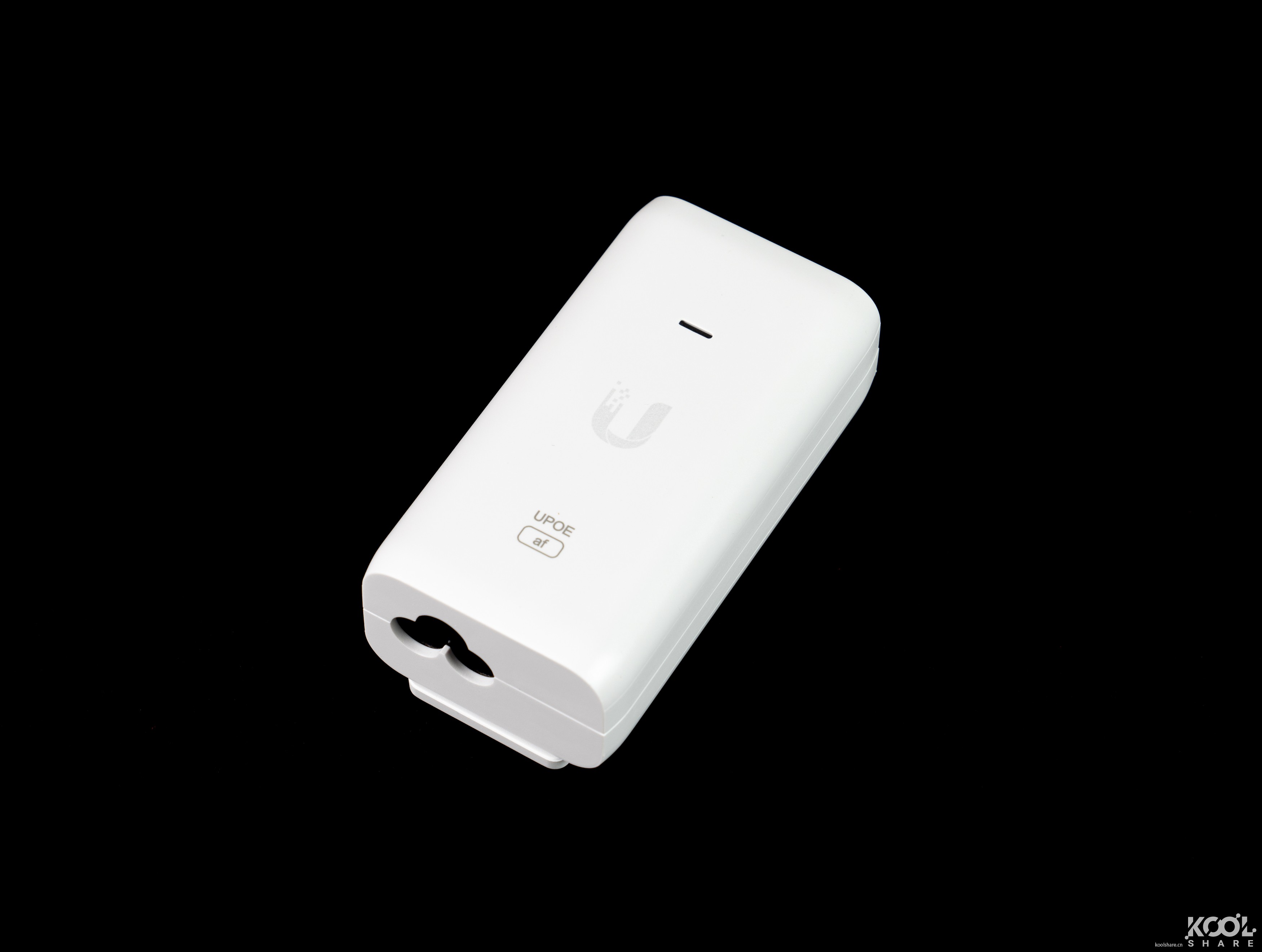 一台小巧精致的AP，UBNTUniFiAPFlexHD开箱拆解评测