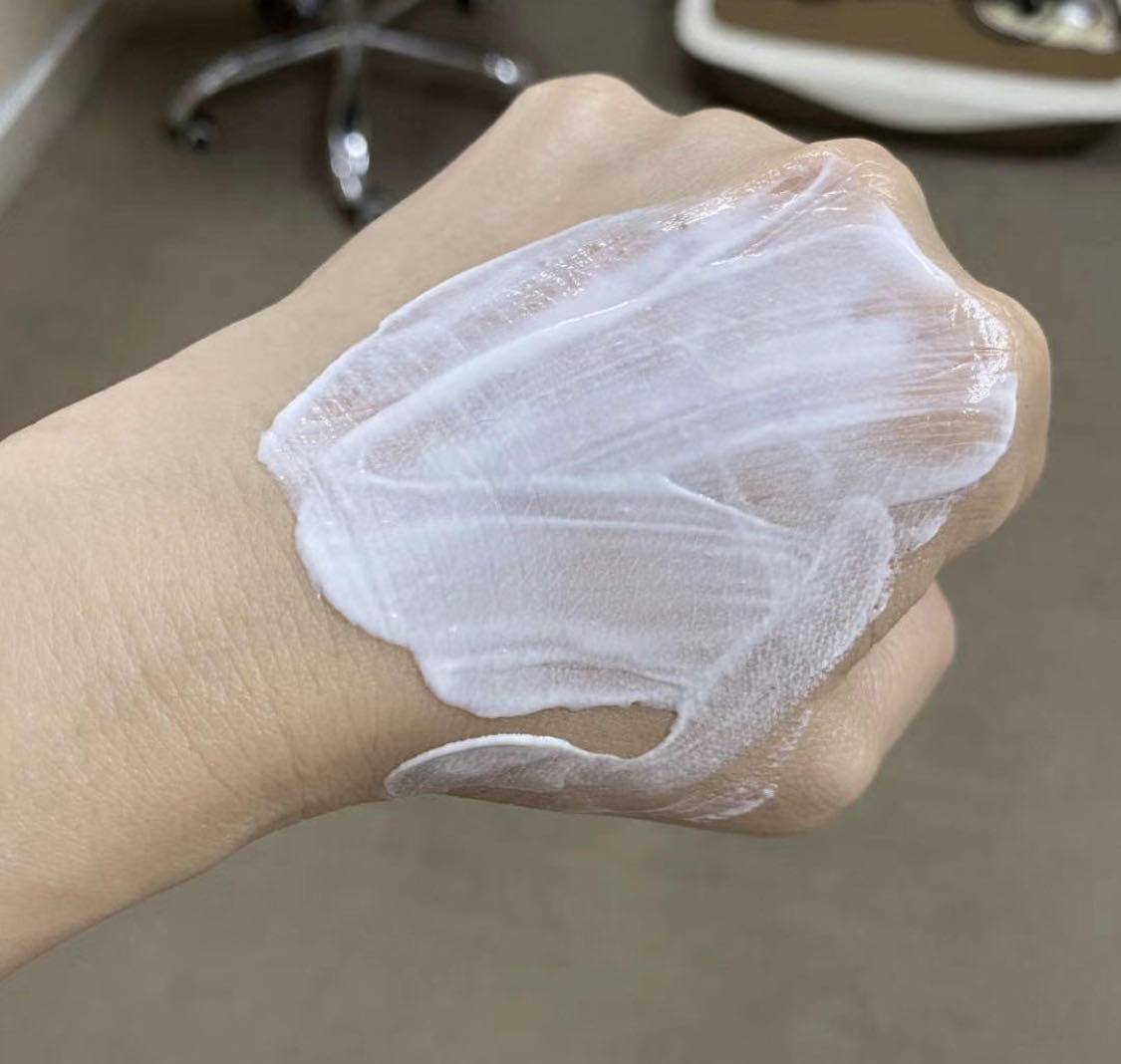 防晒绝对是每个季节的刚需品,防晒这个东西绝对不是贵的就好